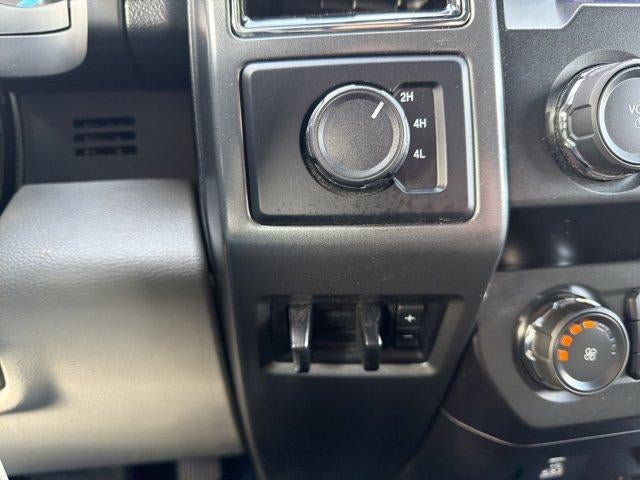 2021 Ford Super Duty F-250 SRW XLT 4WD Crew Cab 6.75' Box