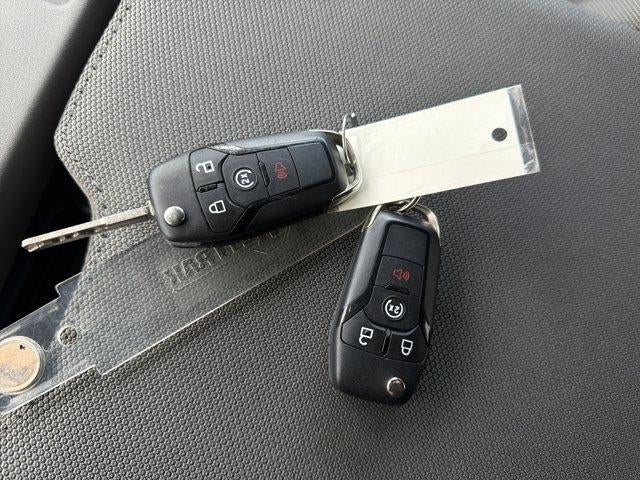 2021 Ford Super Duty F-250 SRW XLT 4WD Crew Cab 6.75' Box