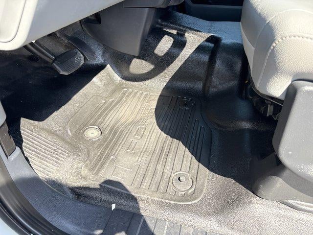 2023 Ford Super Duty F-250 SRW XL 4WD Crew Cab 6.75' Box