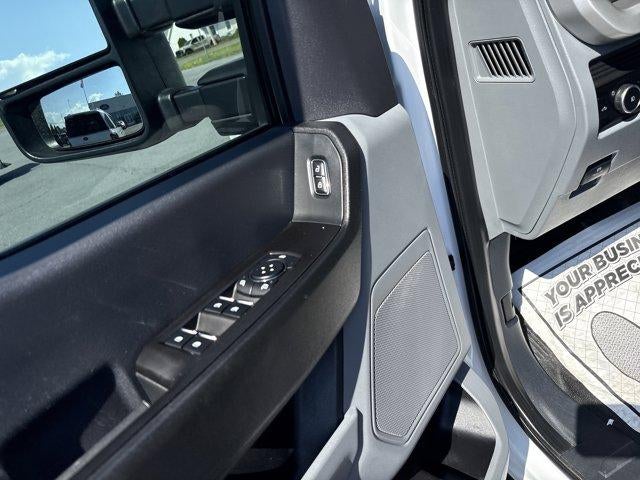 2023 Ford Super Duty F-250 SRW XL 4WD Crew Cab 6.75' Box