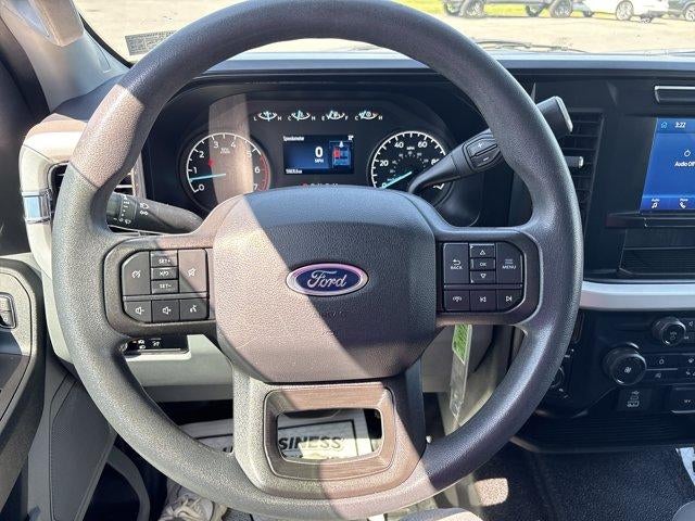 2023 Ford Super Duty F-250 SRW XL 4WD Crew Cab 6.75' Box