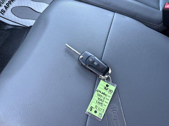 2023 Ford Super Duty F-250 SRW XL 4WD Crew Cab 6.75' Box