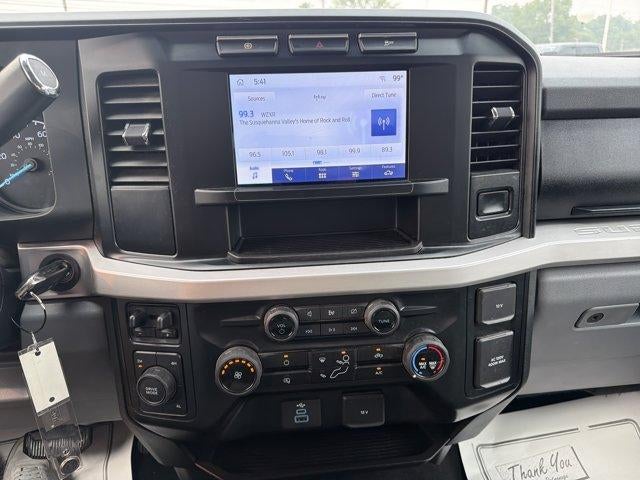 2024 Ford Super Duty F-250 SRW XLT 4WD Crew Cab 6.75' Box