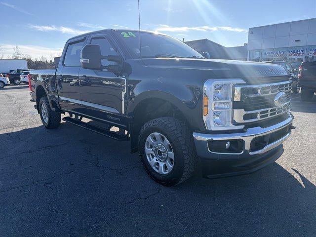 2024 Ford Super Duty F-250 SRW XLT 4WD Crew Cab 6.75' Box
