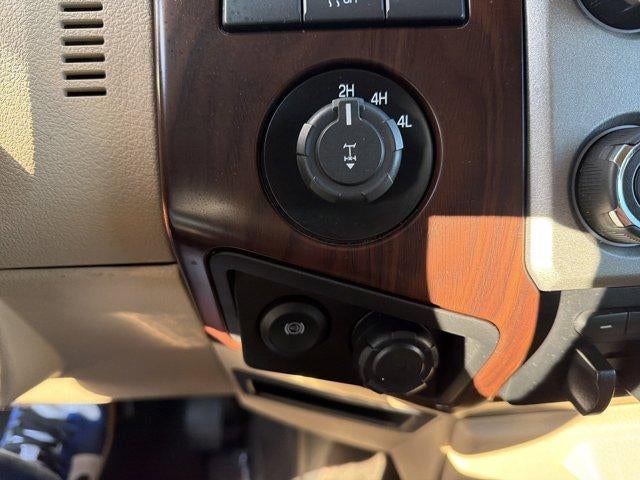 2016 Ford Super Duty F-250 SRW 4WD Crew Cab 6-3/4 Ft Box Lariat