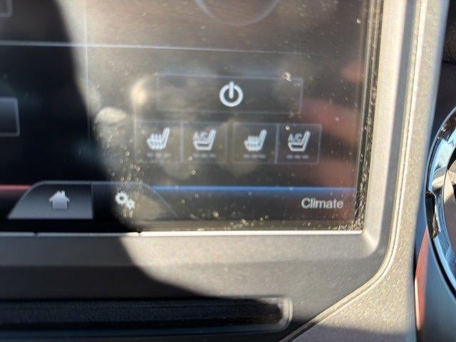 2016 Ford Super Duty F-250 SRW 4WD Crew Cab 6-3/4 Ft Box Lariat