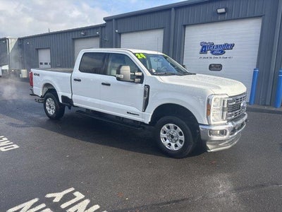 2024 Ford Super Duty F-250 SRW XLT 4WD Crew Cab 6.75' Box
