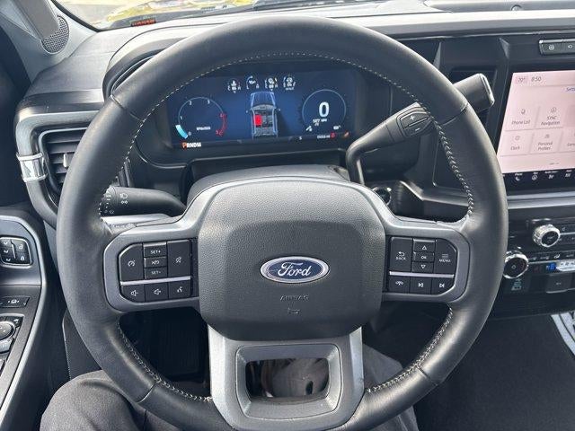 2024 Ford Super Duty F-350 SRW LARIAT 4WD Crew Cab 6.75' Box