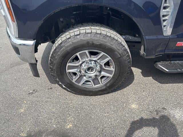 2024 Ford Super Duty F-350 SRW LARIAT 4WD Crew Cab 6.75' Box