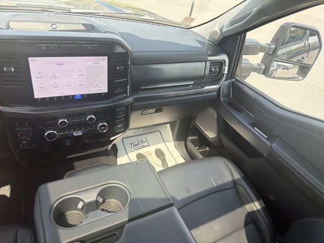 2024 Ford Super Duty F-350 SRW LARIAT 4WD Crew Cab 6.75' Box