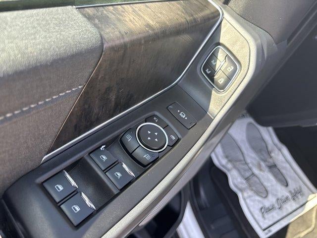 2024 Ford Super Duty F-350 SRW LARIAT 4WD Crew Cab 6.75' Box