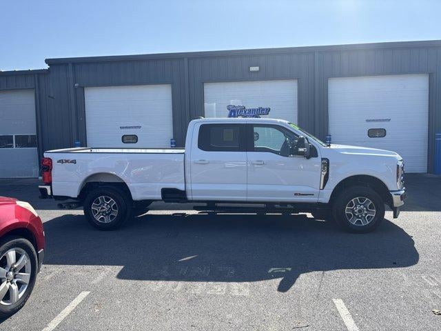 2024 Ford Super Duty F-350 SRW LARIAT 4WD Crew Cab 6.75' Box