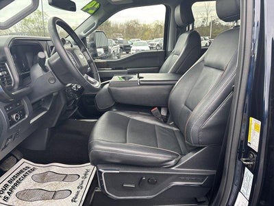 2024 Ford Super Duty F-350 SRW LARIAT 4WD Crew Cab 6.75' Box