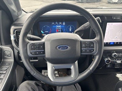 2024 Ford Super Duty F-350 SRW LARIAT 4WD Crew Cab 6.75' Box