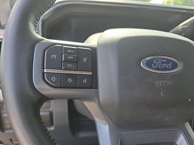 2024 Ford Super Duty F-350 SRW LARIAT 4WD Crew Cab 6.75' Box