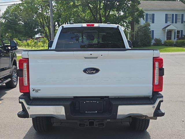 2024 Ford Super Duty F-350 SRW LARIAT 4WD Crew Cab 6.75' Box