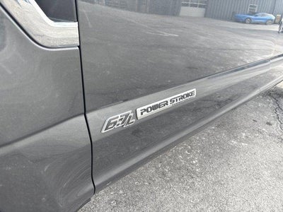 2017 Ford Super Duty F-350 SRW XLT 4WD Crew Cab 6.75' Box