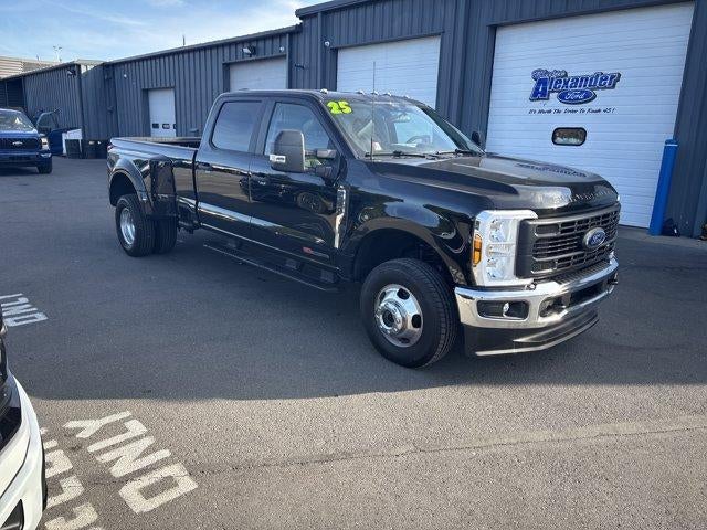 2025 Ford Super Duty F-350 DRW XL 4WD Crew Cab 8' Box