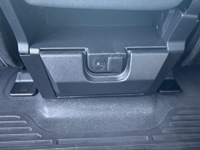 2025 Ford Super Duty F-350 DRW XL 4WD Crew Cab 8' Box