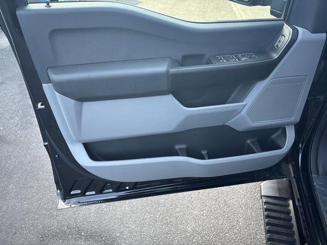 2025 Ford Super Duty F-350 DRW XL 4WD Crew Cab 8' Box