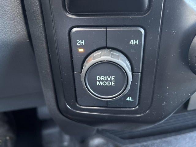 2025 Ford Super Duty F-350 DRW XL 4WD Crew Cab 8' Box