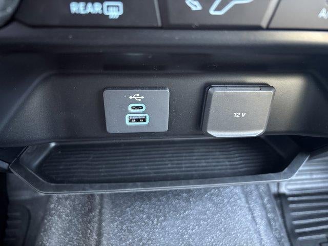 2025 Ford Super Duty F-350 DRW XL 4WD Crew Cab 8' Box