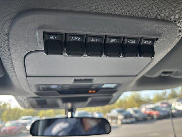 2025 Ford Super Duty F-350 DRW XL 4WD Crew Cab 8' Box