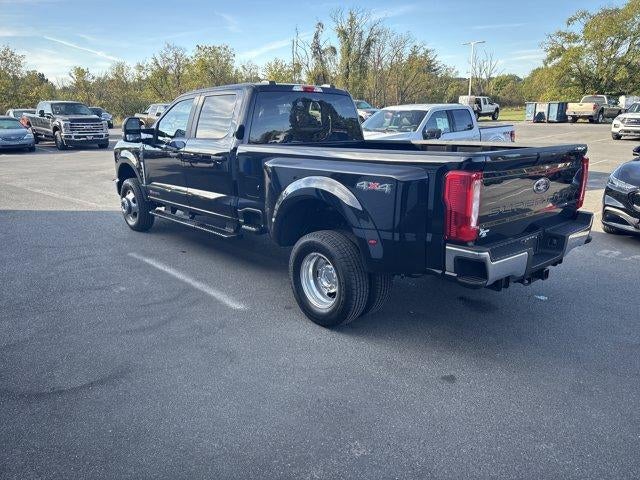 2025 Ford Super Duty F-350 DRW XL 4WD Crew Cab 8' Box