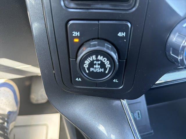 2021 Ford F-150 LARIAT 4WD SuperCrew 5.5' Box