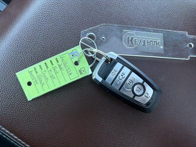 2021 Ford F-150 LARIAT 4WD SuperCrew 5.5' Box