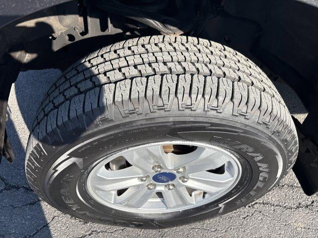 2015 Ford F-150 4WD SuperCrew 5-1/2 Ft Box XL