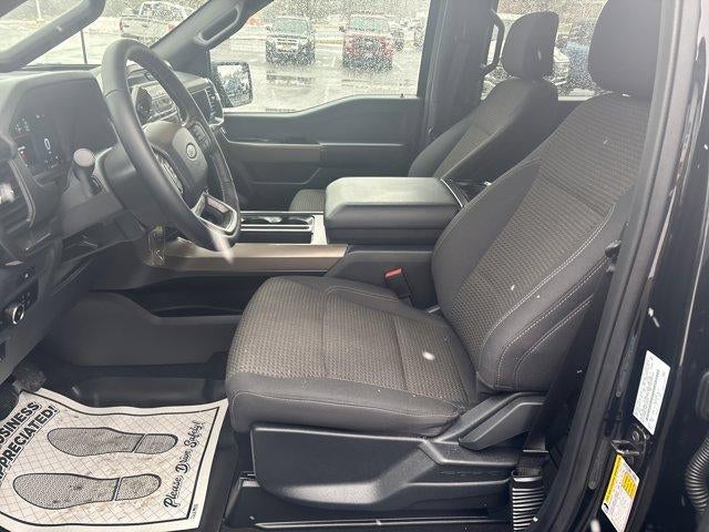 2025 Ford F-150 STX 4WD SuperCrew 5.5' Box