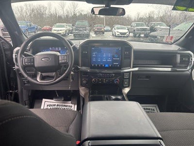 2025 Ford F-150 STX 4WD SuperCrew 5.5' Box