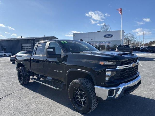 2024 Chevrolet Silverado 2500 HD Crew Cab Standard Box 4-Wheel Drive LT
