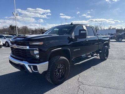 2024 Chevrolet Silverado 2500 HD Crew Cab Standard Box 4-Wheel Drive LT