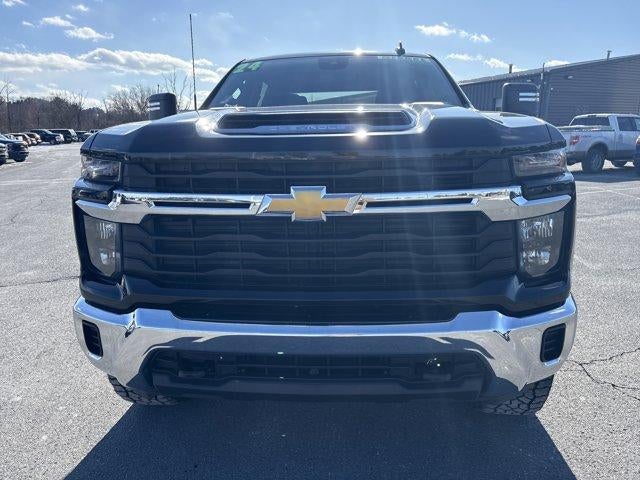 2024 Chevrolet Silverado 2500 HD Crew Cab Standard Box 4-Wheel Drive LT
