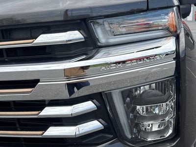 2020 Chevrolet Silverado 2500 HD Crew Cab Standard Box 4-Wheel Drive High Country