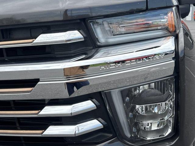2020 Chevrolet Silverado 2500 HD Crew Cab Standard Box 4-Wheel Drive High Country
