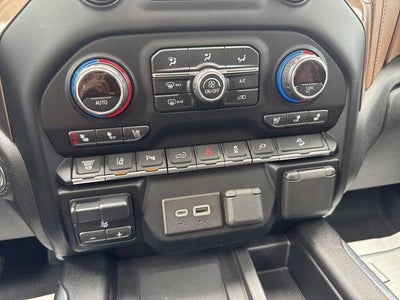 2020 Chevrolet Silverado 2500 HD Crew Cab Standard Box 4-Wheel Drive High Country