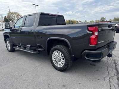 2020 Chevrolet Silverado 2500 HD Crew Cab Standard Box 4-Wheel Drive High Country