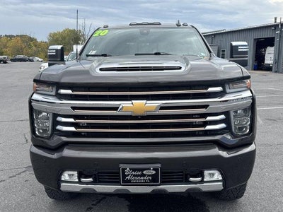 2020 Chevrolet Silverado 2500 HD Crew Cab Standard Box 4-Wheel Drive High Country
