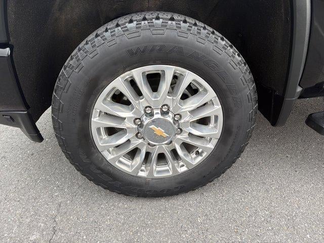 2021 Chevrolet Silverado 2500 HD Crew Cab Standard Box 4-Wheel Drive High Country