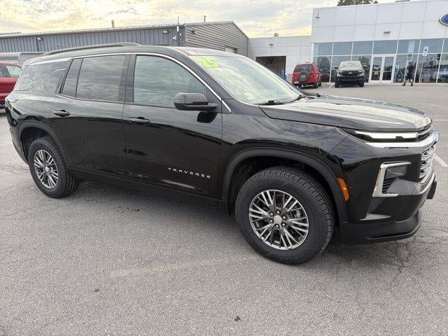 2025 Chevrolet Traverse LT w/2LT