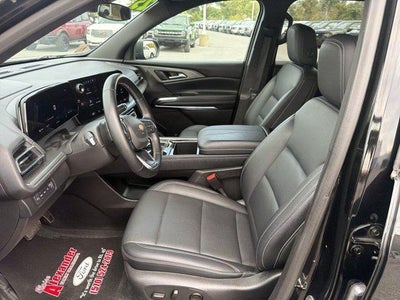 2025 Chevrolet Traverse LT w/2LT