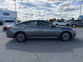 2024 Nissan Altima 2.5 SV Sedan