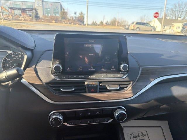 2024 Nissan Altima 2.5 SV AWD Sedan