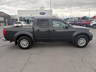 2014 Nissan Frontier 4WD Crew Cab SWB Auto SV