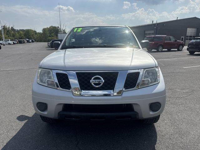 2012 Nissan Frontier 4WD Crew Cab SWB Auto SV