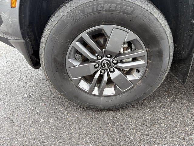 2025 Nissan Frontier Crew Cab 4x4 SV