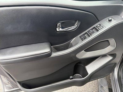 2025 Nissan Frontier Crew Cab 4x4 SV